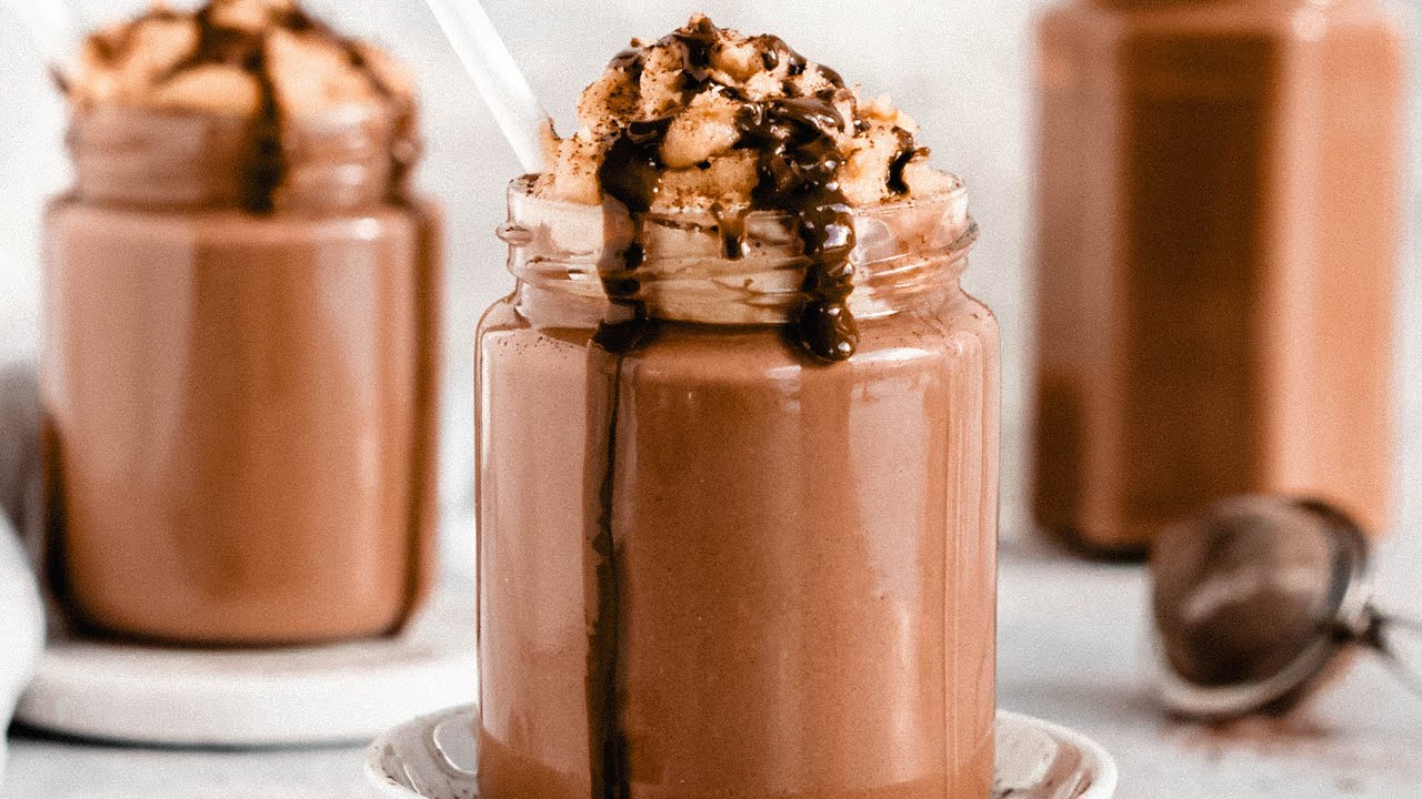 Tahini Date Smoothie (Like a Milkshake, But Fancy & Healthy)